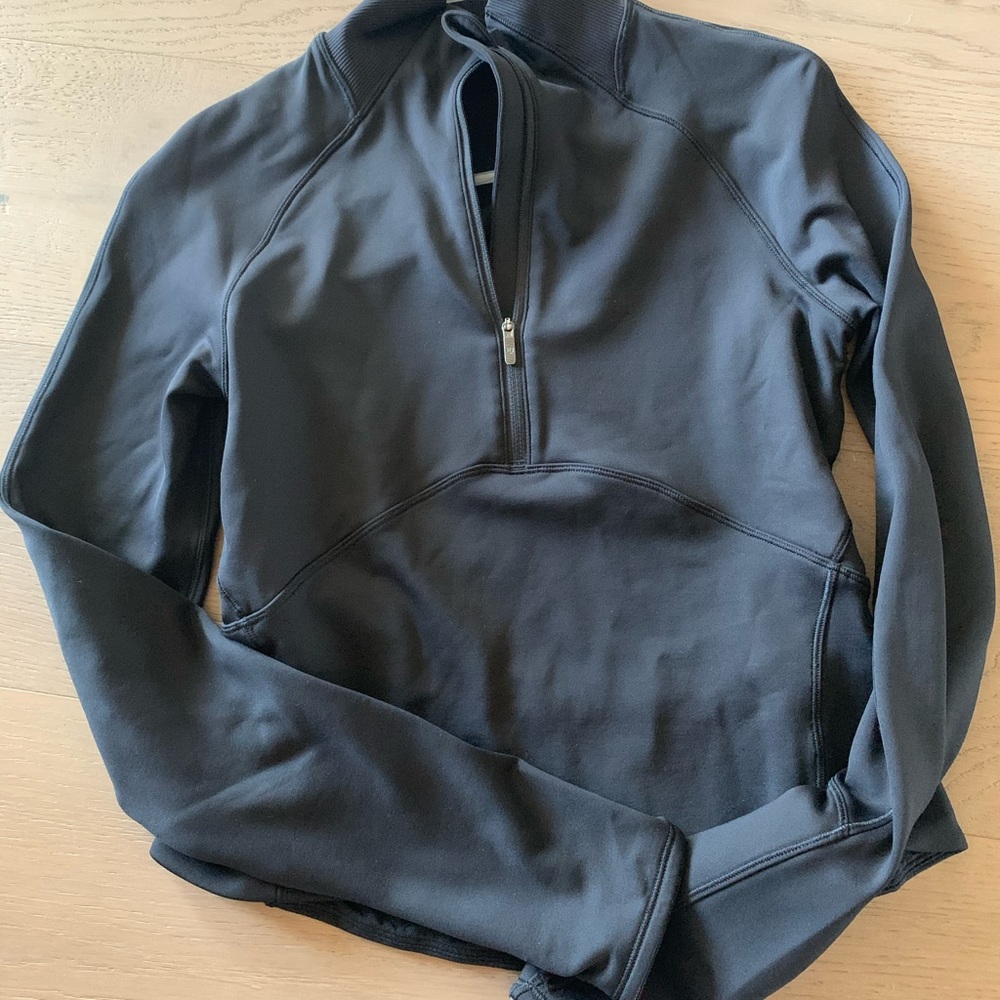 Lululemon black half zip workout top